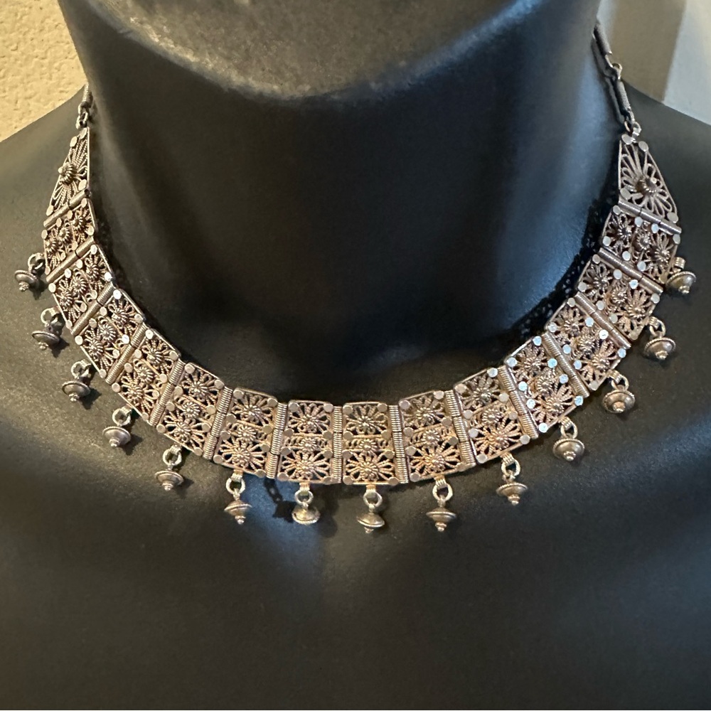 “AZRIEL DAVID” 925 Sterling Silver Vintage Statement Necklace 16”